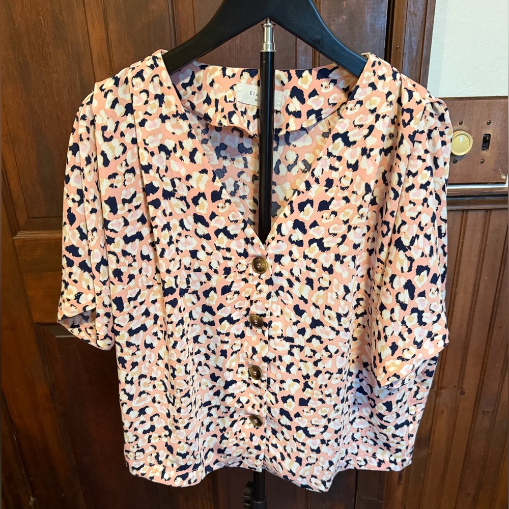 Elodie Peach and Navy Patterned Button Down Shirt